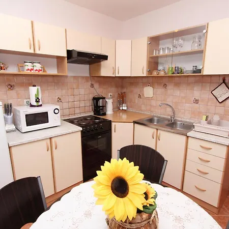 Rooms&apartment Sanja